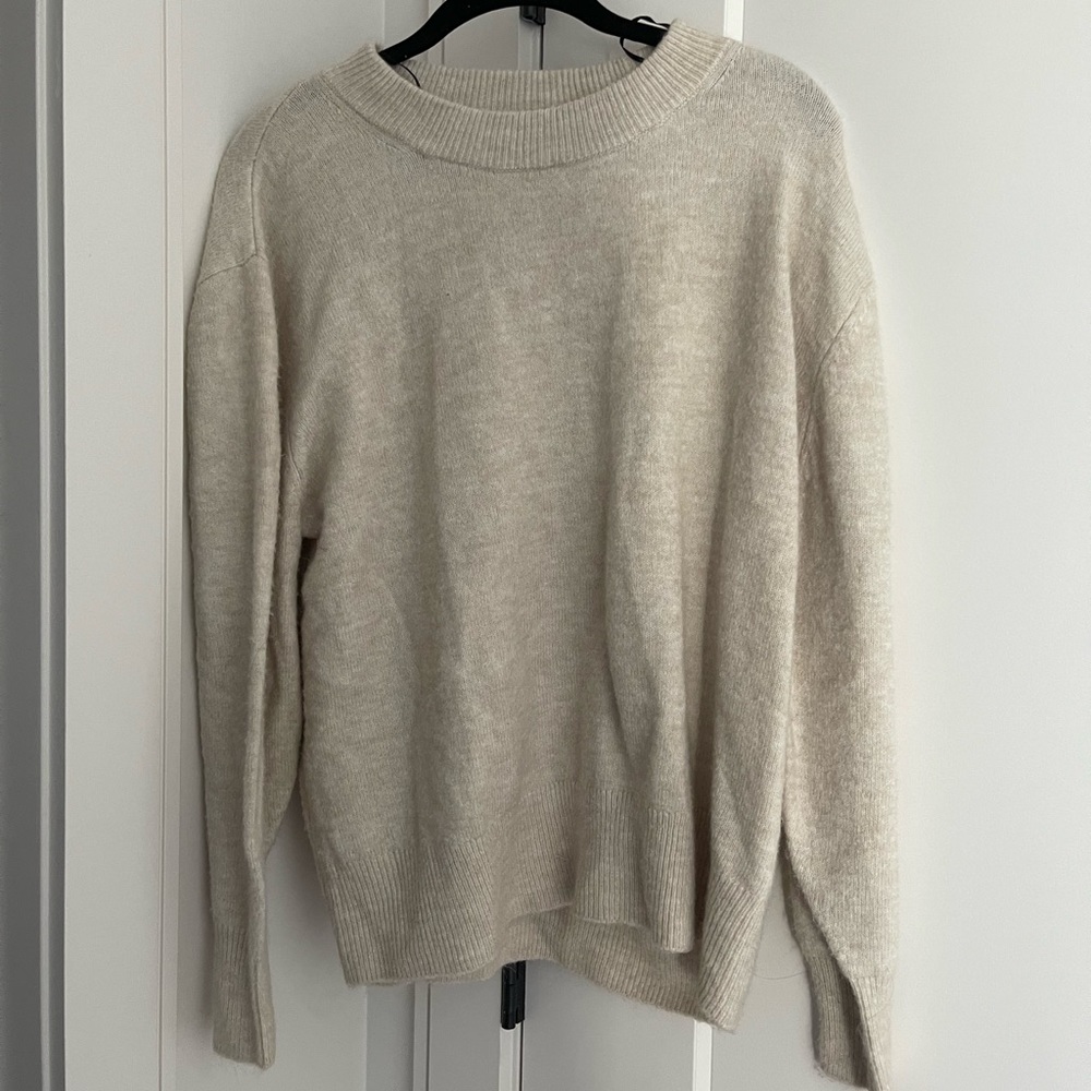 H&M sweater, size M